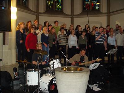 Die Band und Chor<br />
  proben