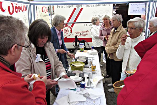 Auf dem Bünder Wochenmarkt